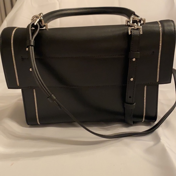 Givenchy Shark Modele shoulder bag with chain-link detailing - Picture 2 of 8